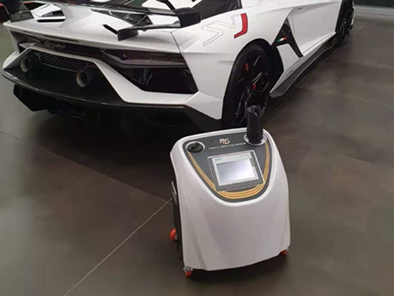 Lamborghini 4S in Milan